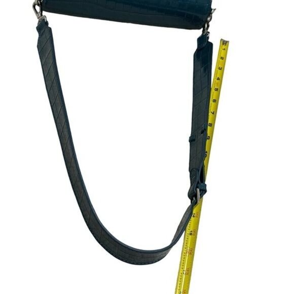 NEW HVISK Cayman Pocket Embossed Crossbody Bag in Dark Blue Vegan Leather - Picture 8 of 8